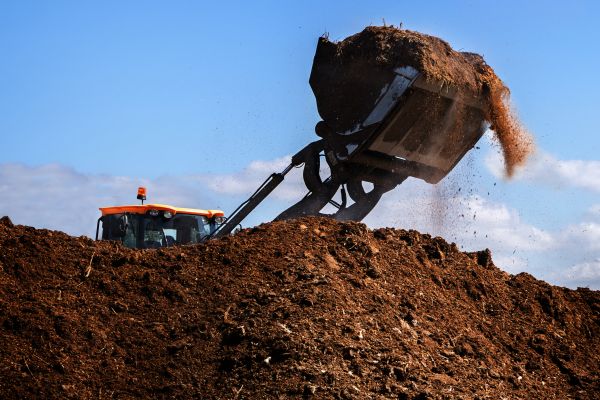 Dirt Spreading in Chattanooga